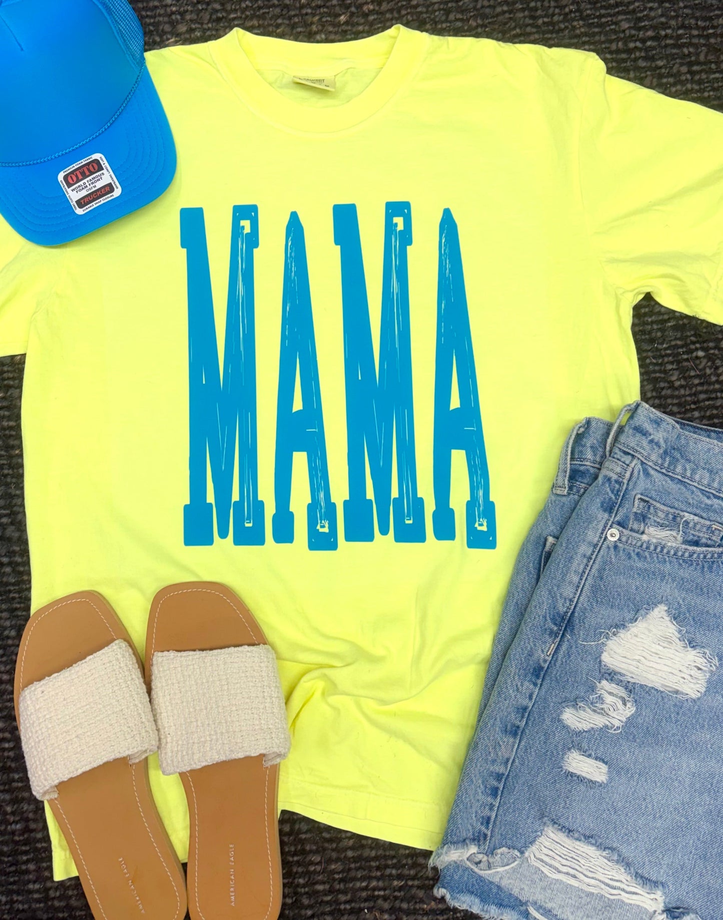 Mama Bold Graphic Tee